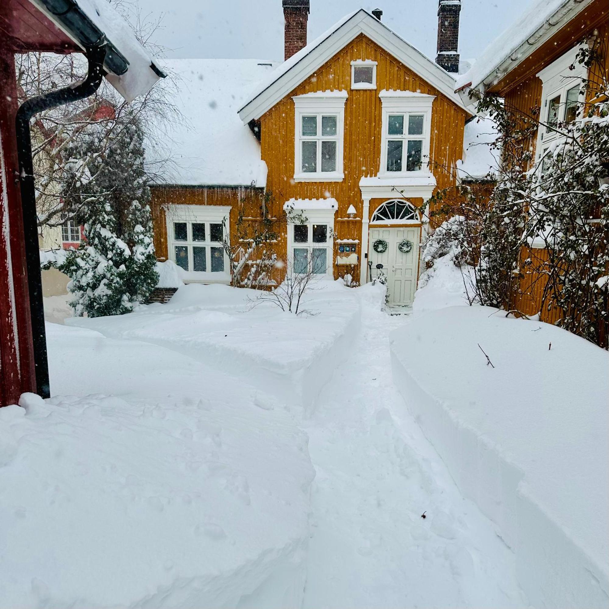 Tollgaarden Gjestegaard Larvik Exterior foto